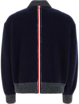 Thom Browne Jaket Baseball Colorblock Navy Blue dengan Resleting. MJT395A-J0100-415 Lookbook Thom Browne Jaket Baseball Colorblock Navy Blue dengan Resleting. MJT395A-J0100-415