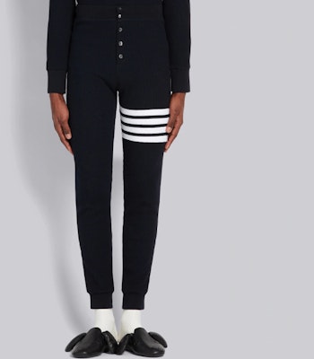 トムブラウン コンパクトワッフル 4バー ロングジョンズ ネイビーブルー 秋冬パンツ MJB012A-05802-415 Shop トムブラウン コンパクトワッフル 4バー ロングジョンズ ネイビーブルー 秋冬パンツ MJB012A-05802-415