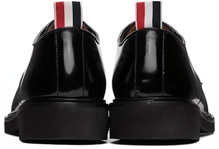 Thom Browne 黑色漆皮正装鞋 MFD205A00003001 Shop Thom Browne 黑色漆皮正装鞋 MFD205A00003001