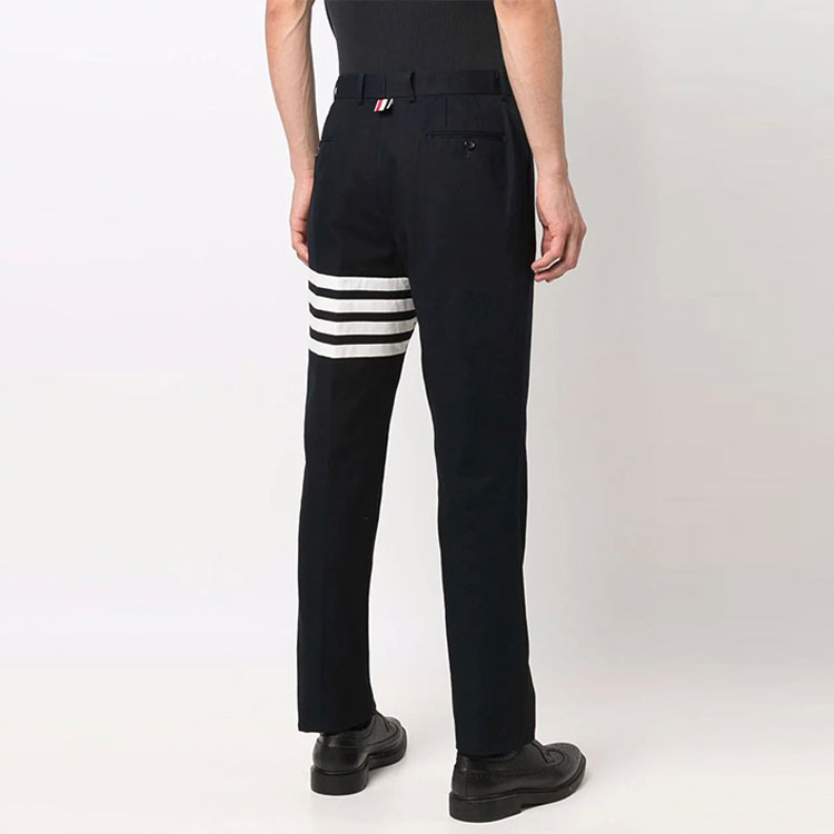 Shop THOM BROWNE 四條杠棉質休閒長褲運動褲. MTU245A-07738-415