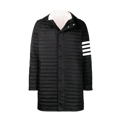 THOM BROWNE FW21 Black Hooded Down Jacket with Four-Bar Stripe Print MOD013X-05411-001