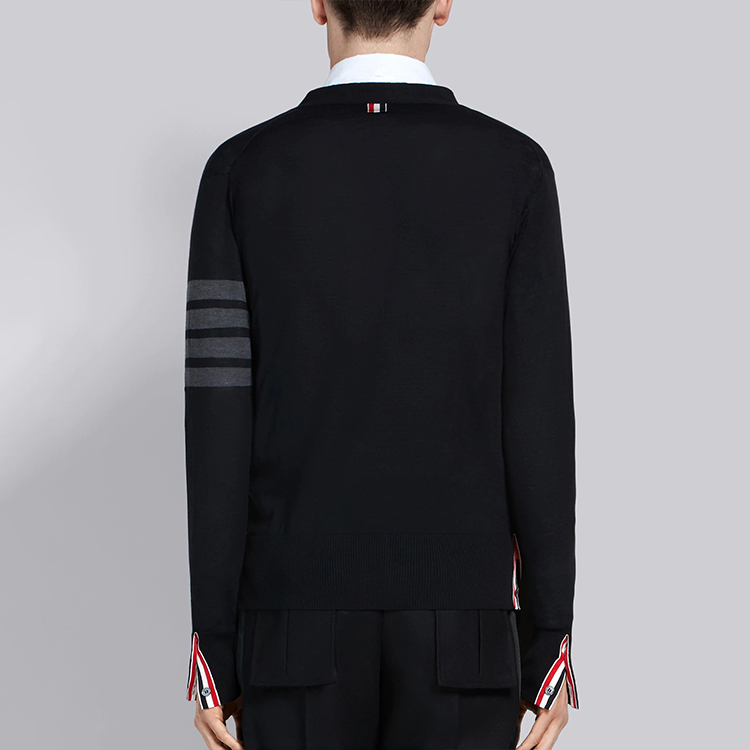 Purchase 톰 브라운 FW21 블랙 메리노 울 가디건 4-스트라이프 MKC002A-00014-001