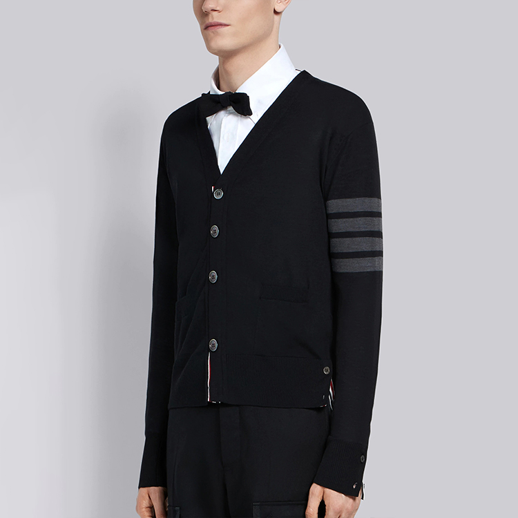 Details for 톰 브라운 FW21 블랙 메리노 울 가디건 4-스트라이프 MKC002A-00014-001