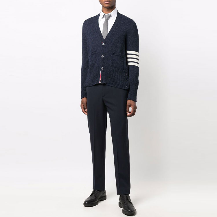 THOM BROWNE FW21 Blue Wool Sweater with 4-Bar Striped Design. MKC353A-01085-415 圖 3