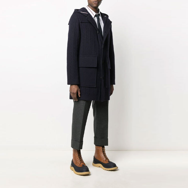 Purchase Abrigo Azul de Hombre Thom Browne FW21 a Rayas con Capucha y Manga Larga. MKJ070A-Y1019-415