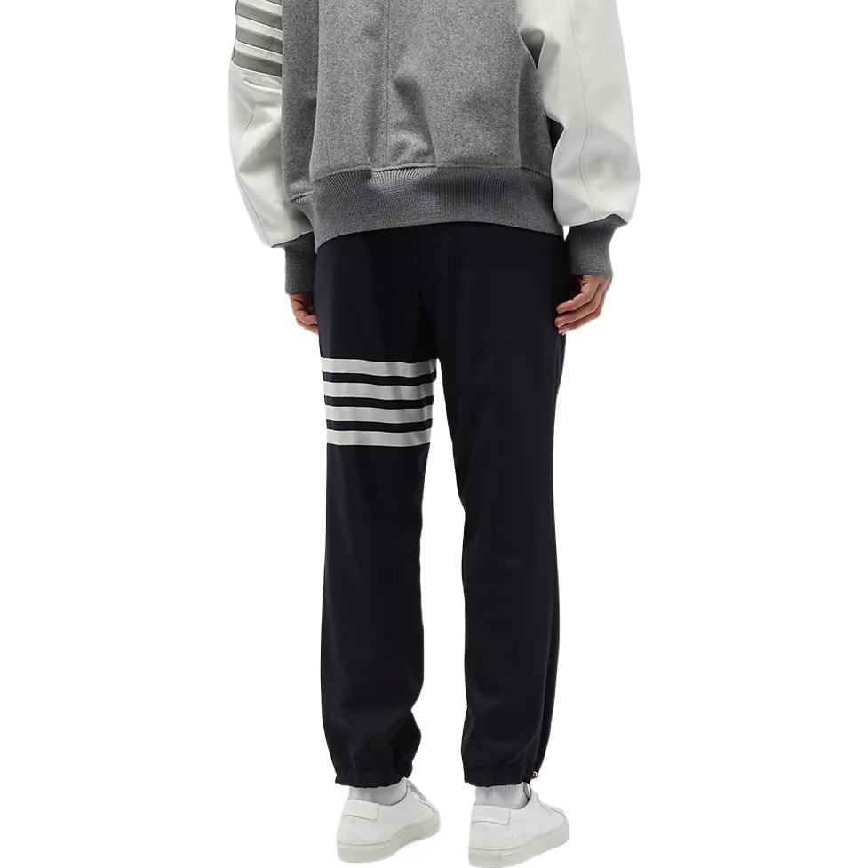 Shop 톰브라운 FW22 4-바 네이비 지퍼 스웨트팬츠 캐주얼 바지. MTT030A-06146-415