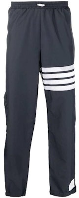 Thom Browne FW22 Celana Jogger Knit Four-Bar Biru MJQ163A-F0197-415 Buy Thom Browne FW22 Celana Jogger Knit Four-Bar Biru MJQ163A-F0197-415