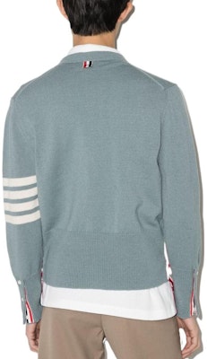 Thom Browne FW22 Four-Bar V-Neck Wool Sweater in Blue. MKC353A-Y1026-450 Purchase Thom Browne FW22 Four-Bar V-Neck Wool Sweater in Blue. MKC353A-Y1026-450