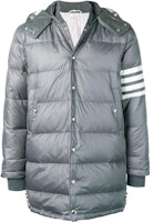 THOM BROWNE FW22 Grey Loose-Fit Straight Coat with Hood. MOD041X-05411-035 THOM BROWNE FW22 Grey Loose-Fit Straight Coat with Hood. MOD041X-05411-035