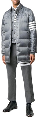 THOM BROWNE FW22 Grey Loose-Fit Straight Coat with Hood. MOD041X-05411-035 Lookbook THOM BROWNE FW22 Grey Loose-Fit Straight Coat with Hood. MOD041X-05411-035