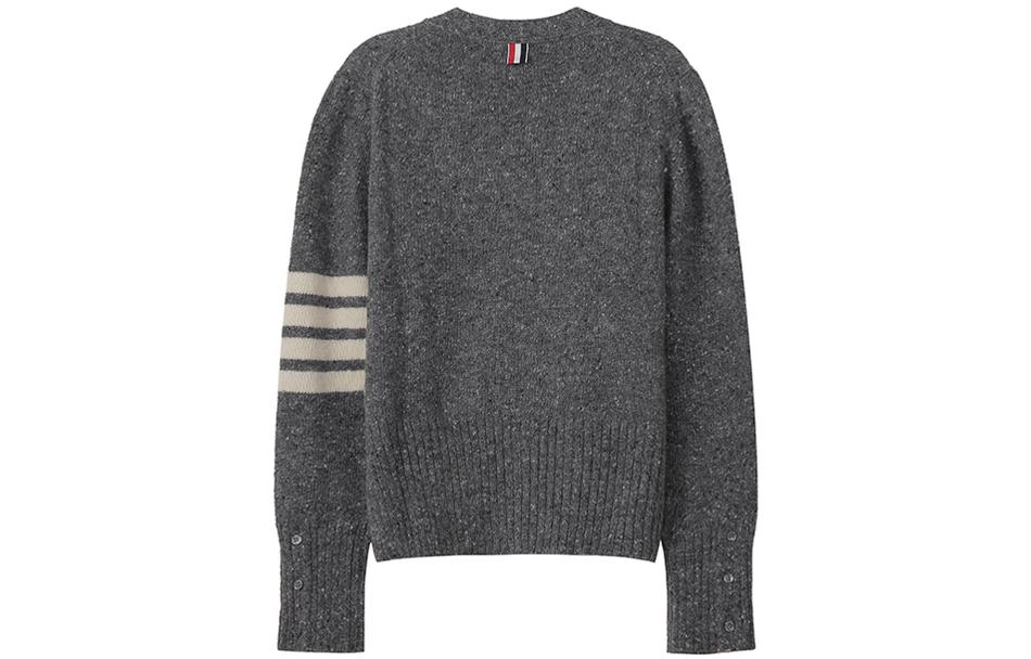 Thom Browne FW22  Grey V-Neck Cardigan with Striped Sleeve Detail. MKC084A-00278-035 圖 3