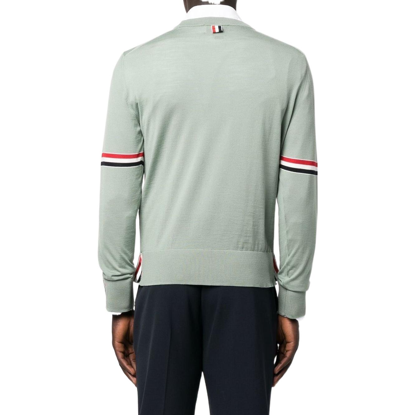 Shop 톰 브라운 FW22 라이트 그린 스트라이프 울 니트 크루넥 스웨터. MKA412AY1014-350