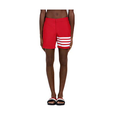 THOM BROWNE FW22 Red Four-Stripe Straight-Leg Casual Shorts. MTT027-A0753-8600