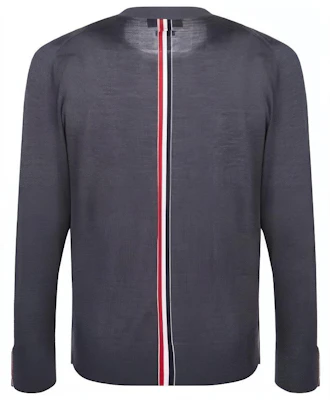 Thom Browne 2022秋冬男版灰色羊毛V領針織開衫毛衣 MKC262A-00014-025 Lookbook Thom Browne 2022秋冬男版灰色羊毛V領針織開衫毛衣 MKC262A-00014-025