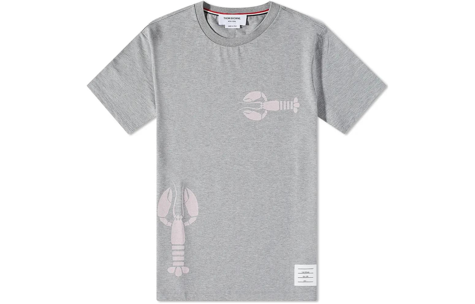 THOM BROWNE FW22 Lobster Print Crewneck Short Sleeve T-Shirt . MJS187A-01454-055