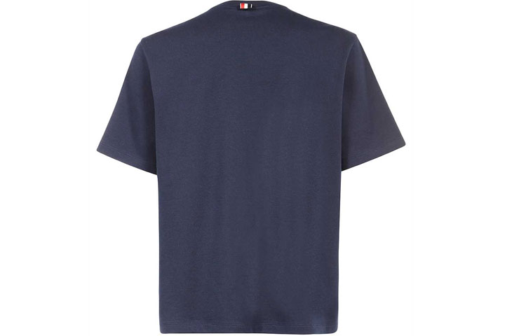 Lookbook 톰브라운 FW22 네이비 블루 솔리드 립 크루넥 반팔 티셔츠 남성용 MJS183A-07323-415