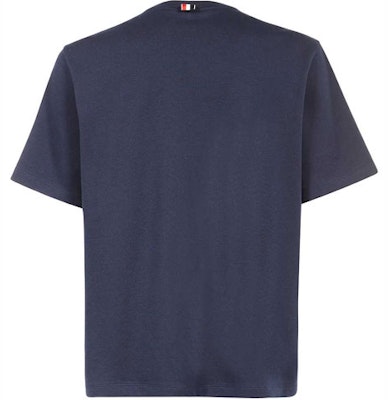 톰브라운 FW22 네이비 블루 솔리드 립 크루넥 반팔 티셔츠 남성용 MJS183A-07323-415 Lookbook 톰브라운 FW22 네이비 블루 솔리드 립 크루넥 반팔 티셔츠 남성용 MJS183A-07323-415