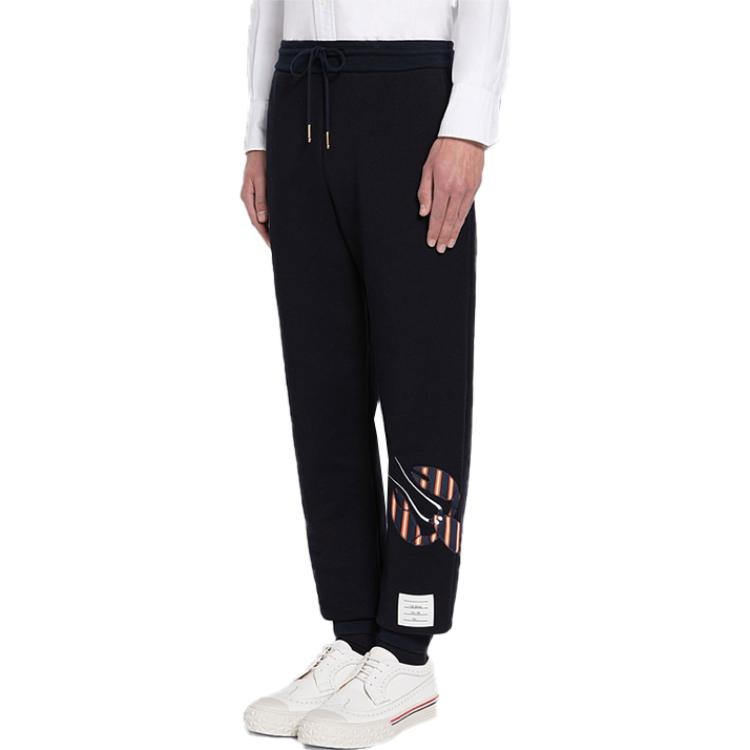 Purchase THOM BROWNE FW22 Celana Panjang Santai Pria Navy Polos Motif Drawstring. MJQ152-E0337-7415