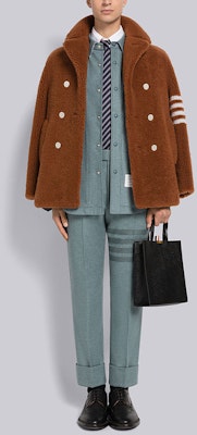 톰브라운 FW22 싱글브레스트 로고 포켓 재킷 네이비 백투스쿨 스타일 MJO055-A06393-420 Shop 톰브라운 FW22 싱글브레스트 로고 포켓 재킷 네이비 백투스쿨 스타일 MJO055-A06393-420