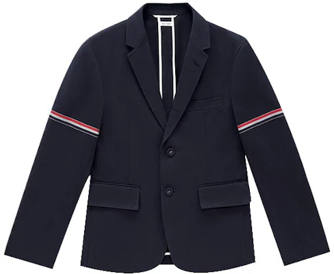 톰브라운 FW22 스트라이프 프린트 싱글브레스티드 수트 네이비 남성용. MJU426A-F0092-415 Buy 톰브라운 FW22 스트라이프 프린트 싱글브레스티드 수트 네이비 남성용. MJU426A-F0092-415