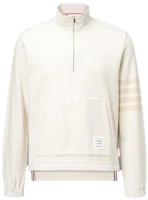 Order 톰브라운 FW23 클래식 4-바 루즈핏 카라 스웻셔츠 오프화이트. MJT381A-06910-113
