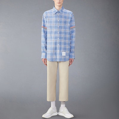톰 브라운 FW24 라이트 블루 체크 버튼업 긴소매 셔츠 MWL400O-F0664-450 Lookbook 톰 브라운 FW24 라이트 블루 체크 버튼업 긴소매 셔츠 MWL400O-F0664-450