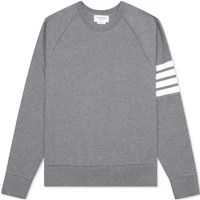 Shop 톰 브라운 그레이 클래식 4-스트라이프 와플 니트 크루넥 스웻셔츠 MJT205A-06452-035