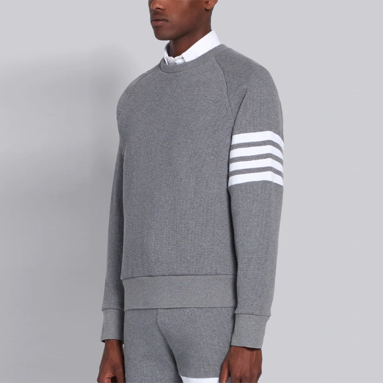 Details for トムブラウン グレー クラシック フォーストライプ ワッフルニット クルーネック スウェット MJT205A-06452-035
