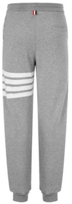 トムブラウン グレー 4ストライプ ニットスウェットパンツ クラシック春スタイル MJQ008H-00535-068 Lookbook トムブラウン グレー 4ストライプ ニットスウェットパンツ クラシック春スタイル MJQ008H-00535-068