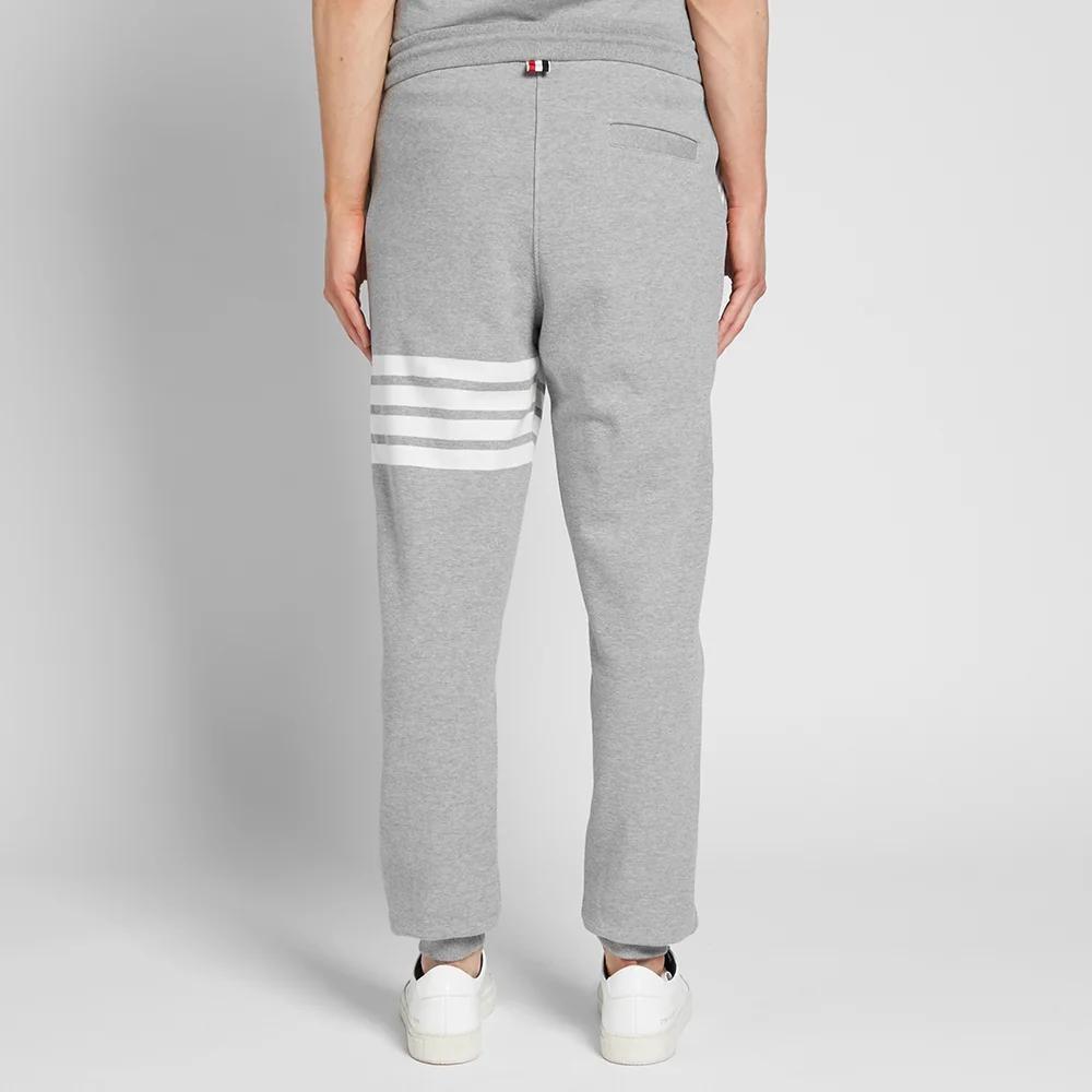 Details for トムブラウン グレー 4ストライプ ニットスウェットパンツ クラシック春スタイル MJQ008H-00535-068