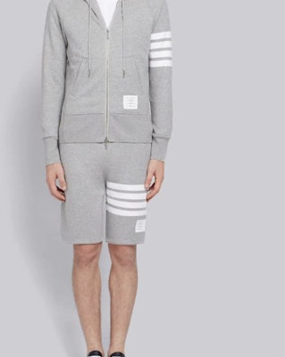 Thom Browne Pantalones Cortos Grises Clásicos a Rayas Estilo Primavera Relaxado MJQ012H-00535-068 Details for Thom Browne Pantalones Cortos Grises Clásicos a Rayas Estilo Primavera Relaxado MJQ012H-00535-068