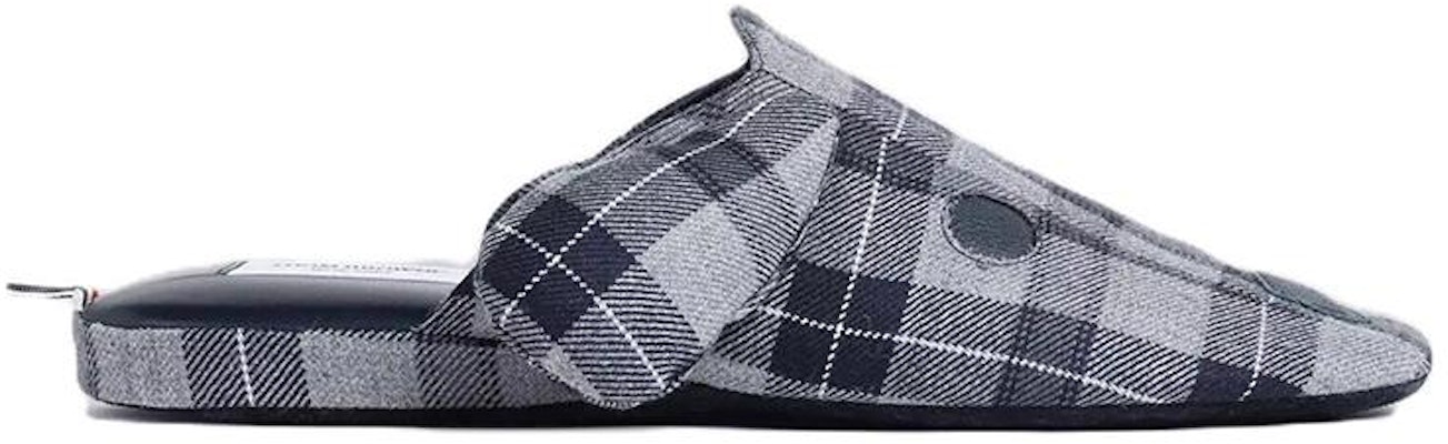 Thom Browne Hector Selipar 'Kelabu Hitam Shearling' MFL052A08155 Order Thom Browne Hector Selipar 'Kelabu Hitam Shearling' MFL052A08155