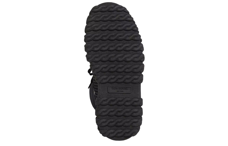 Shop Thom Browne Slip-On Haut ''Mode Noire'' FFB165AF0122