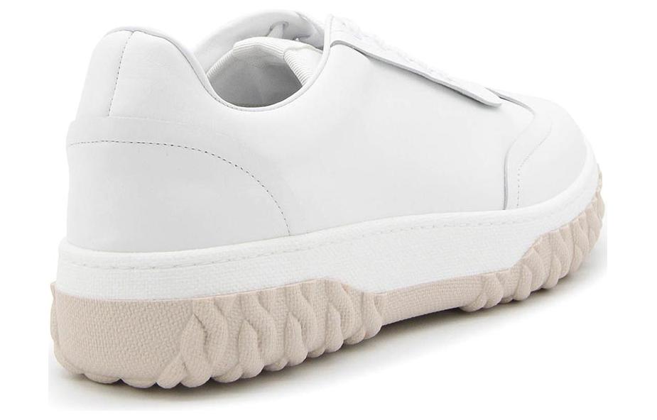 Shop 汤姆布朗 白色时尚低帮皮鞋 MFD258A05584100