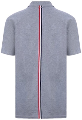 トムブラウン ライトグレー ポロシャツ 中央ストライプ デザイン MJP042A-00050-055 Lookbook トムブラウン ライトグレー ポロシャツ 中央ストライプ デザイン MJP042A-00050-055