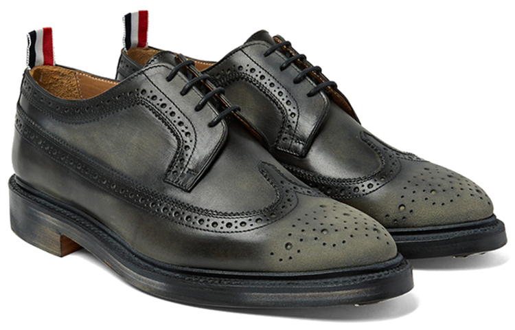 Lookbook THOM BROWNE 英倫鵝卵石長翼布洛克休閒皮鞋 黑色