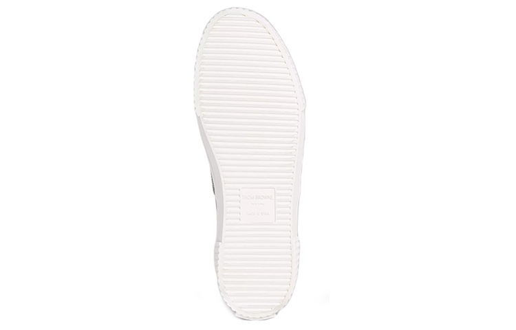 Shop Thom Browne Low-Top Lace-Up 'Black Patent Leather' FFD063A00216001