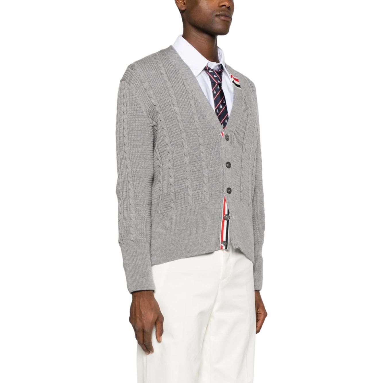 Purchase 톰브라운 남성 SS24 라이트그레이 브이넥 슬림핏 버튼업 니트 가디건 MKC513A-Y1024-055