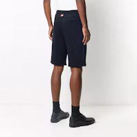 Sizing THOM BROWNE Navy Shorts Mid-Rise dengan Detail Triple-Stripe Kasual. MJQ096A-03377-415