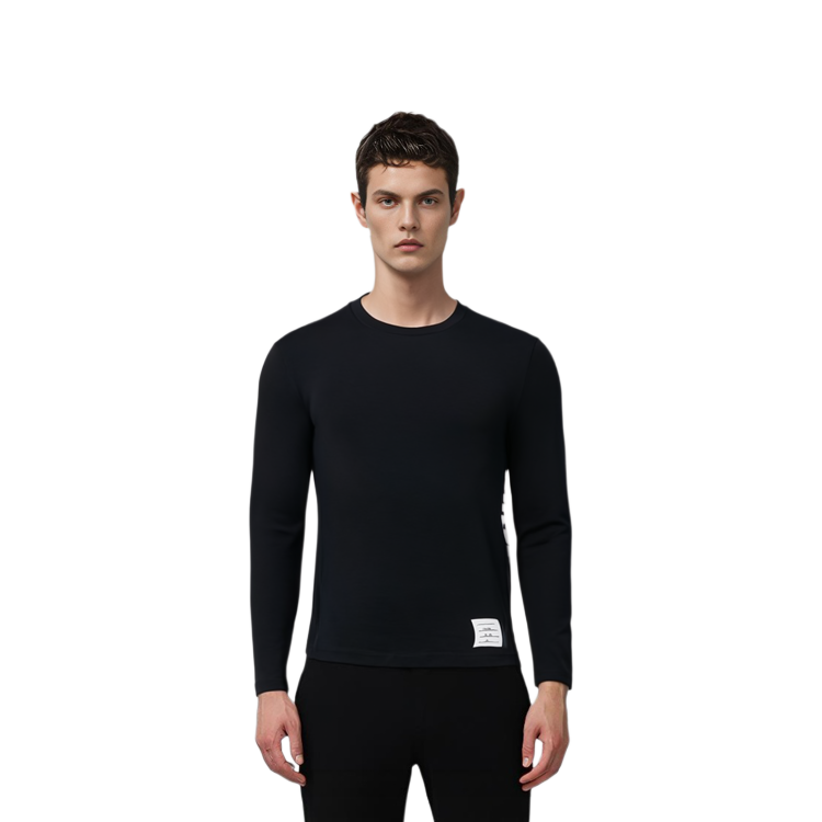 Shop トムブラウン パッチロゴ クルーネック セーター メンズ ネイビーブルー MJS218A-J0084-415