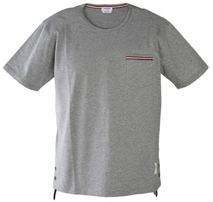 トムブラウン ショートスリーブ ライトグレー Tシャツ サテンポケットトリム MJS010A-01454-055 Buy トムブラウン ショートスリーブ ライトグレー Tシャツ サテンポケットトリム MJS010A-01454-055