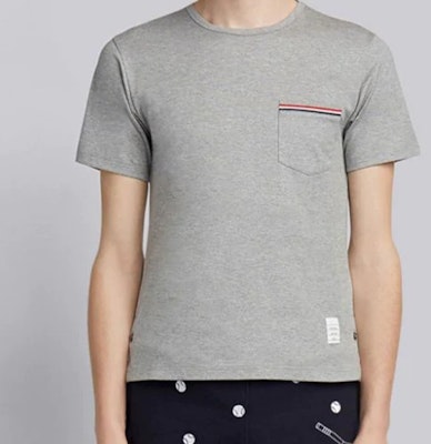 トムブラウン ショートスリーブ ライトグレー Tシャツ サテンポケットトリム MJS010A-01454-055 Details for トムブラウン ショートスリーブ ライトグレー Tシャツ サテンポケットトリム MJS010A-01454-055