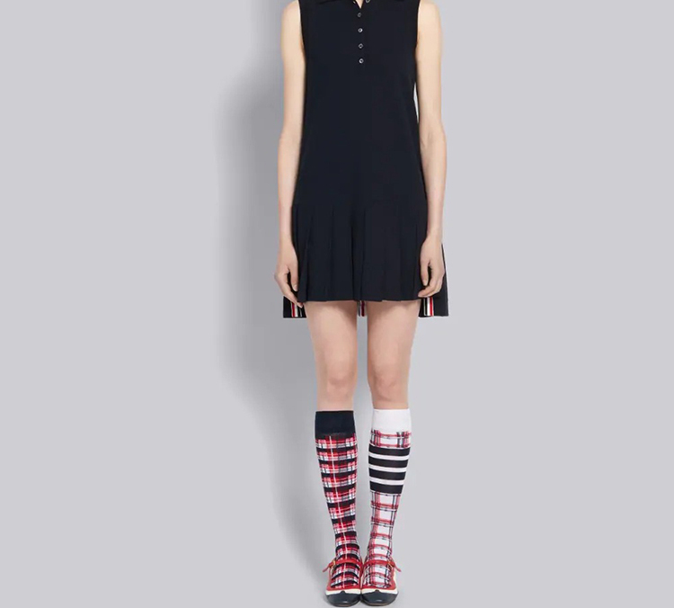 Shop Thom Browne 无袖褶皱网球连衣裙 - 海军蓝 FJD057A-00050-415