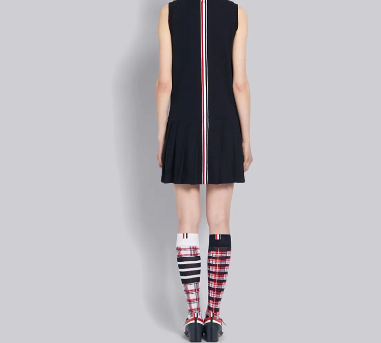 Purchase Thom Browne 无袖褶皱网球连衣裙 - 海军蓝 FJD057A-00050-415