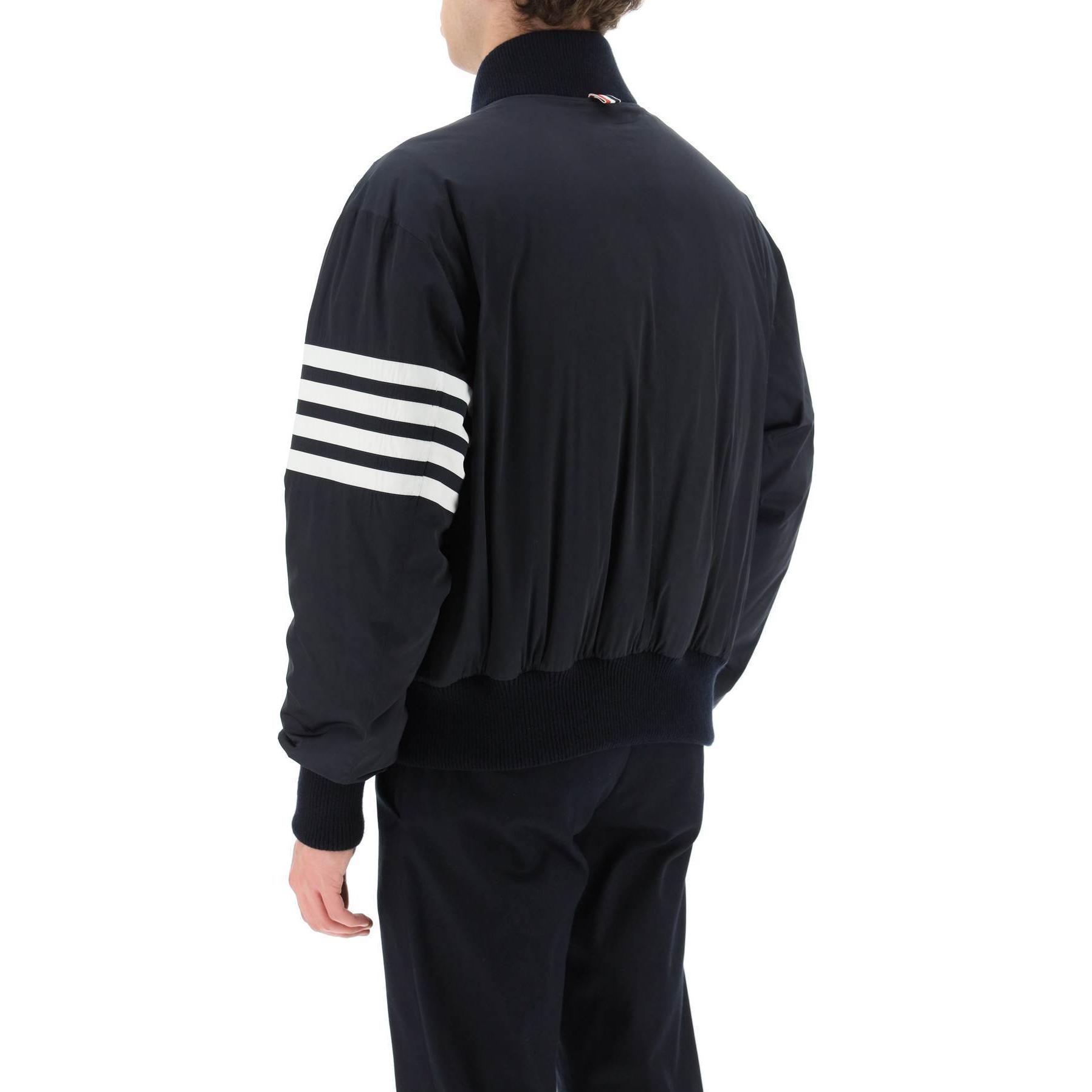 Shop THOM BROWNE 海軍藍男士條紋細節羽絨外套 MJD103X-07259-415