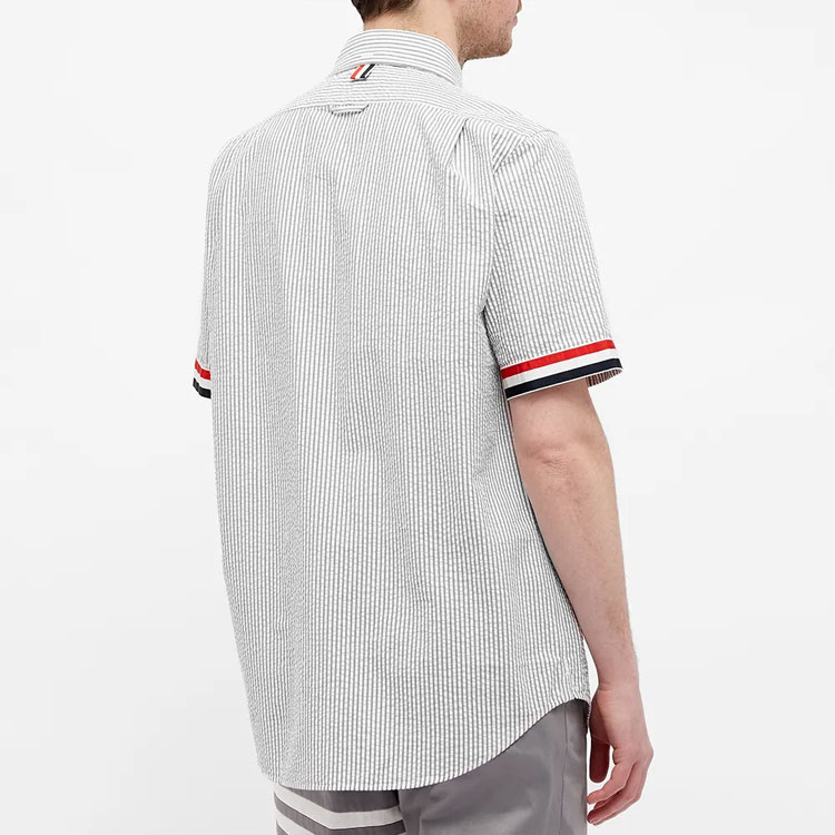Shop THOM BROWNE SS21 灰色條紋短袖休閒襯衫 MWS252A-00572-035