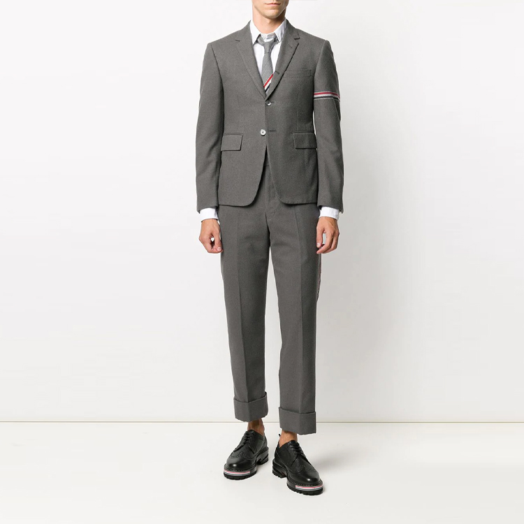 THOM BROWNE SS21 Striped V-neck Classic Sports Blazer Men Deep Gray MJC001A-07684-025 圖 3