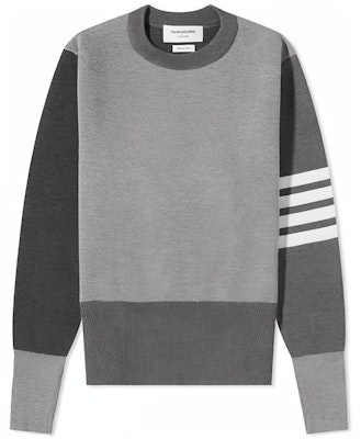 THOM BROWNE SS22 Suéter de Lana Gris a Rayas Cuello Redondo. MKA189F-00014-982 Buy THOM BROWNE SS22 Suéter de Lana Gris a Rayas Cuello Redondo. MKA189F-00014-982