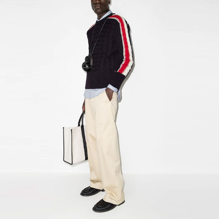 Lookbook トムブラウン SS22 ラウンドネック ストライプ プルオーバー セーター ブルー MKA389A-Y1024-415