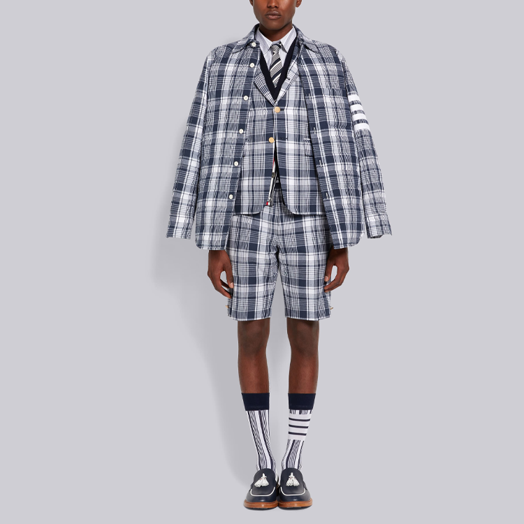 Shop THOM BROWNE SS22 Jaket Down Single-Breasted Abu-Abu. MJD089-X07847-415